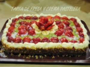 Tarta_de_crema_y_frutas