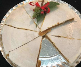 Coca de torró mallorqui